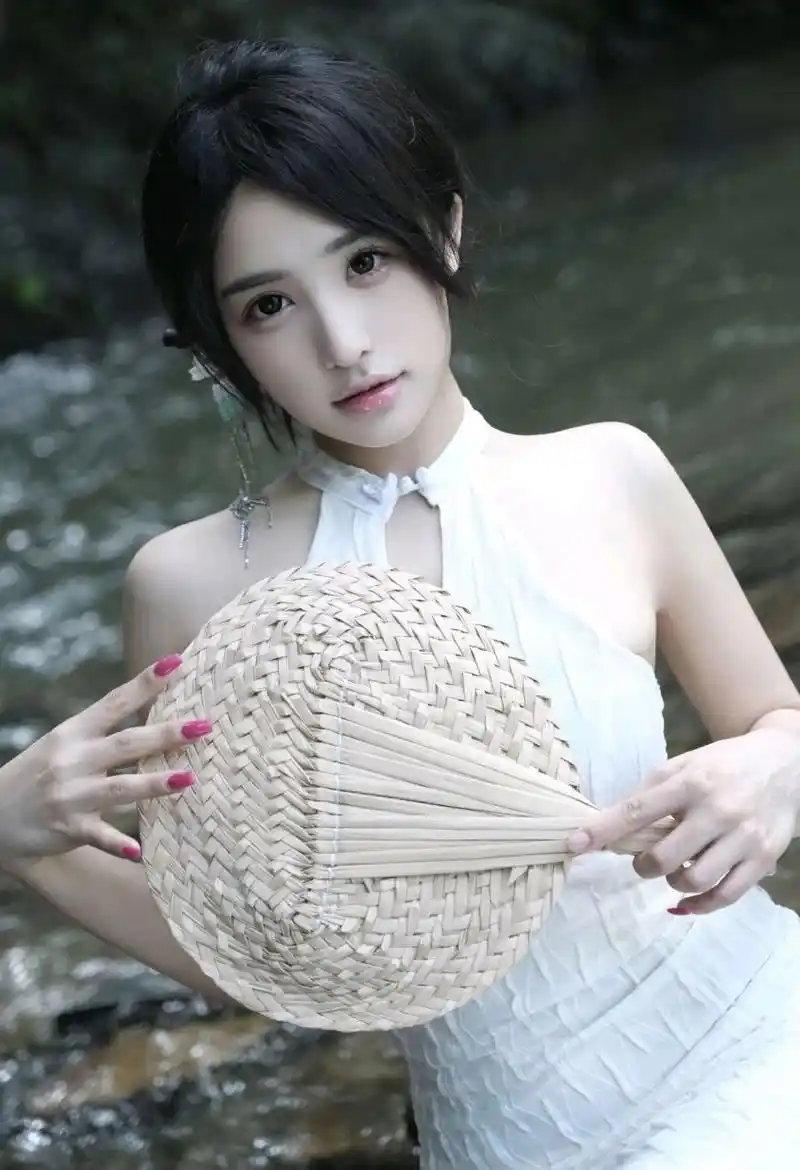 沙漏公寓 短剧全集手机免费在线观看